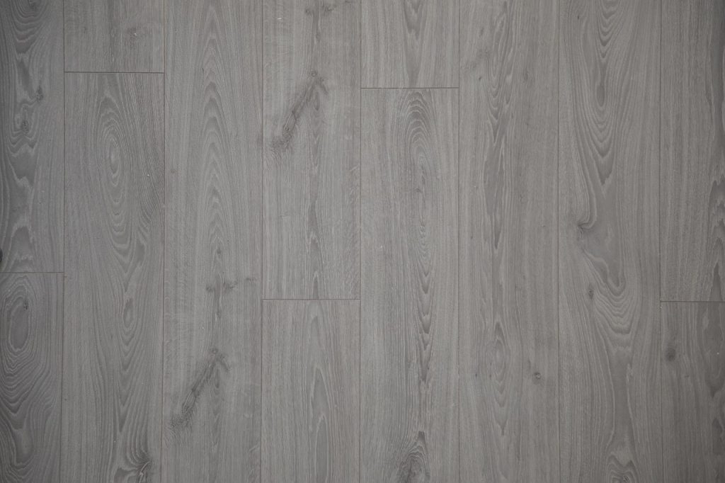 ponçage parquet à Avessac